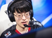 RNG教练压力巨大！，Scout遭遇二十持续失利比赛高潮迭起的简单介绍